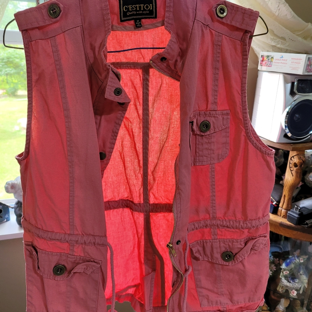 C'ESTTOI, Size M, Pink Vest. Women's - Picture 2 of 13